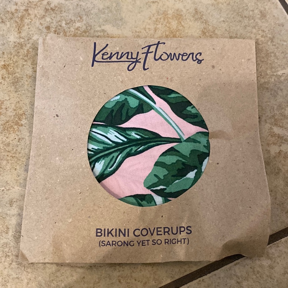 Kenny Flowers Beverly Hills Sarong Size Small/Medium